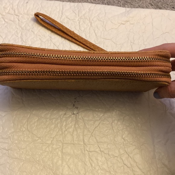 Tan/Brown 2 Zipper Pocket Wallet - Picture 2 of 7